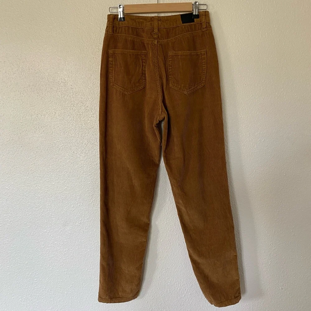 ❗️SOLD❗️Urban Outfitters BDG Mom High Rise Corduroy Jeans - Picture 7 of 8